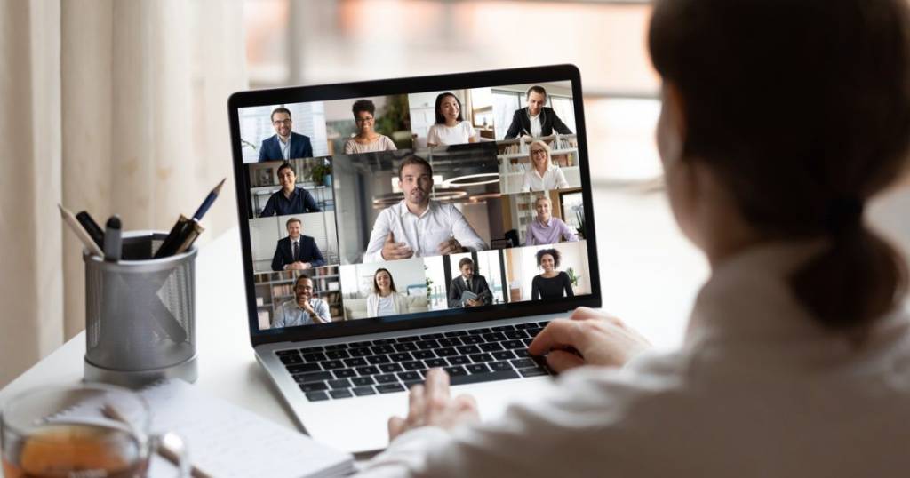 Advantages and Disadvantages of Virtual Meetings - DisplayNote