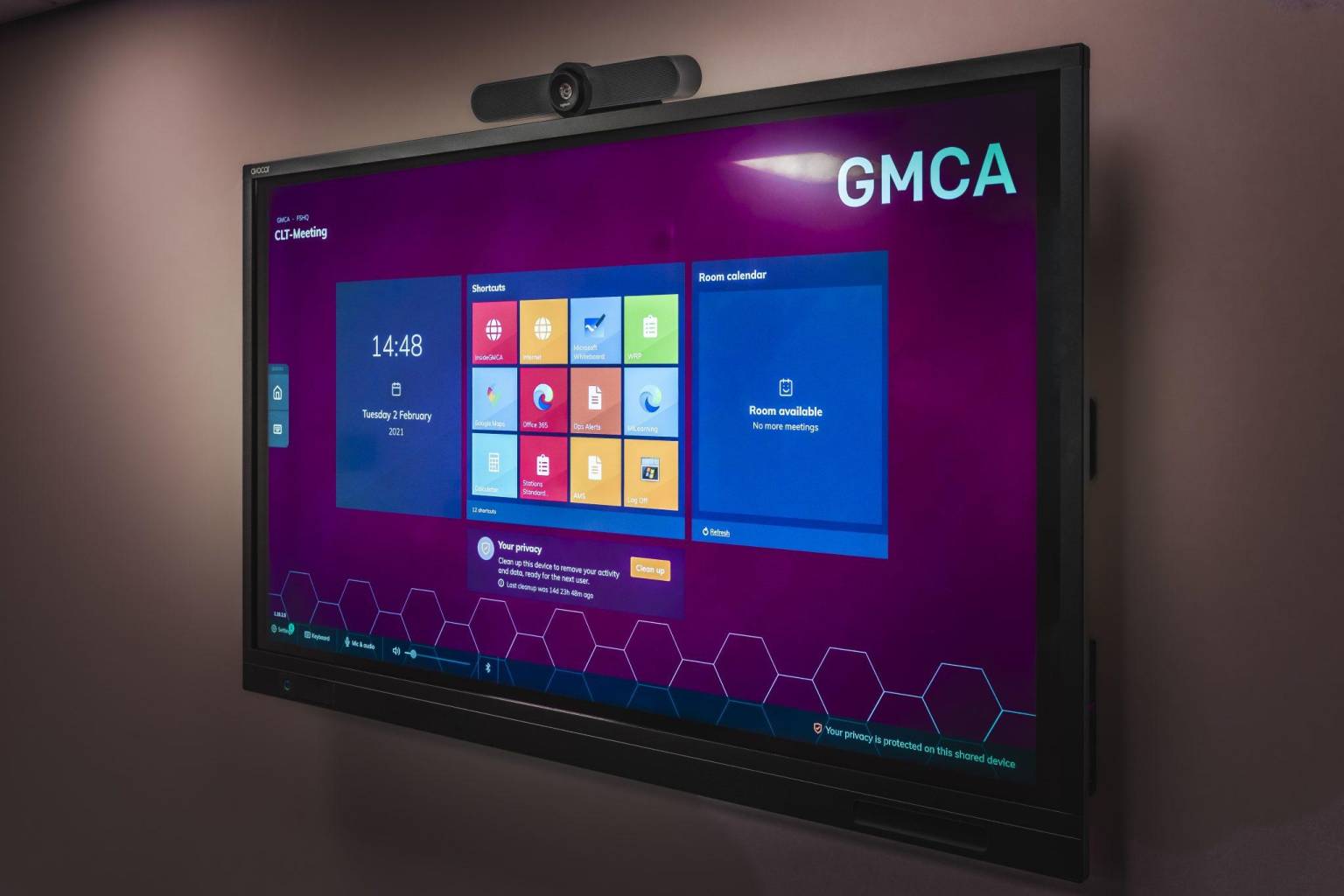 Download Launcher for Windows on a meeting room screen DisplayNote
