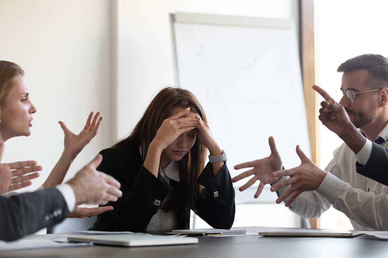 The true cost of bad hybrid meetings and how to avoid them DisplayNote