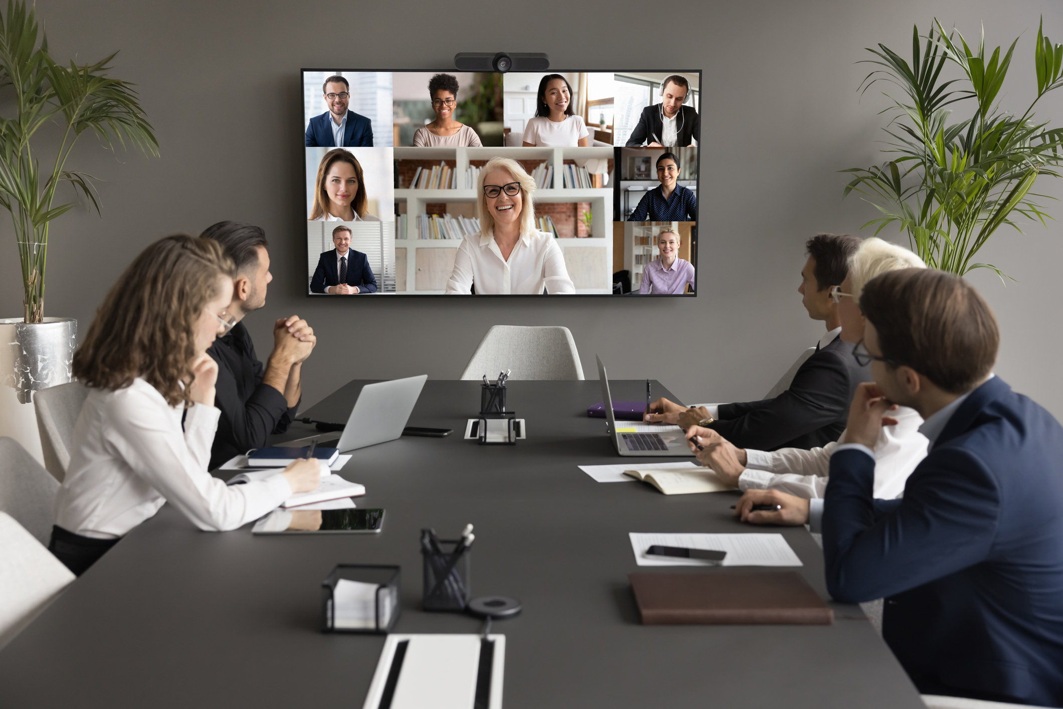 Launcher lets users have calls with their preferred video conferencing solutions like Teams, Zoom, and Google Meet